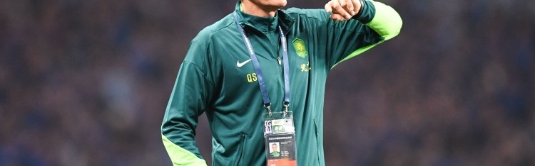 华体会体育注册-北青体育：塞蒂恩何必死抱三中卫不撒手呢？能不能更尊重对手？