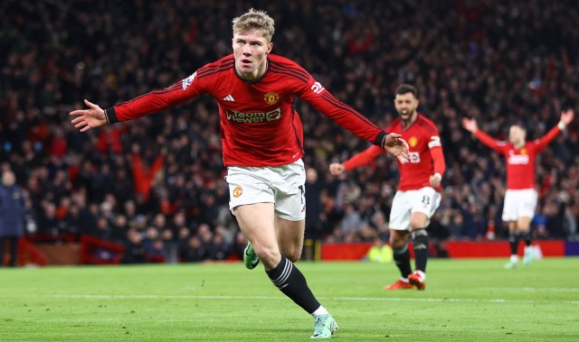 华体会体育注册-那不勒斯评估霍伊伦转会可能，曼联坚持加入强制买断条款