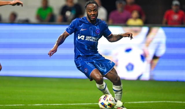 天空：富勒姆有意切尔西前锋斯特林 但现阶段转会成行可能性较低