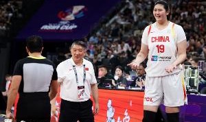 体坛周报：张子宇的首次世界大赛 问题比惊喜更为刺眼